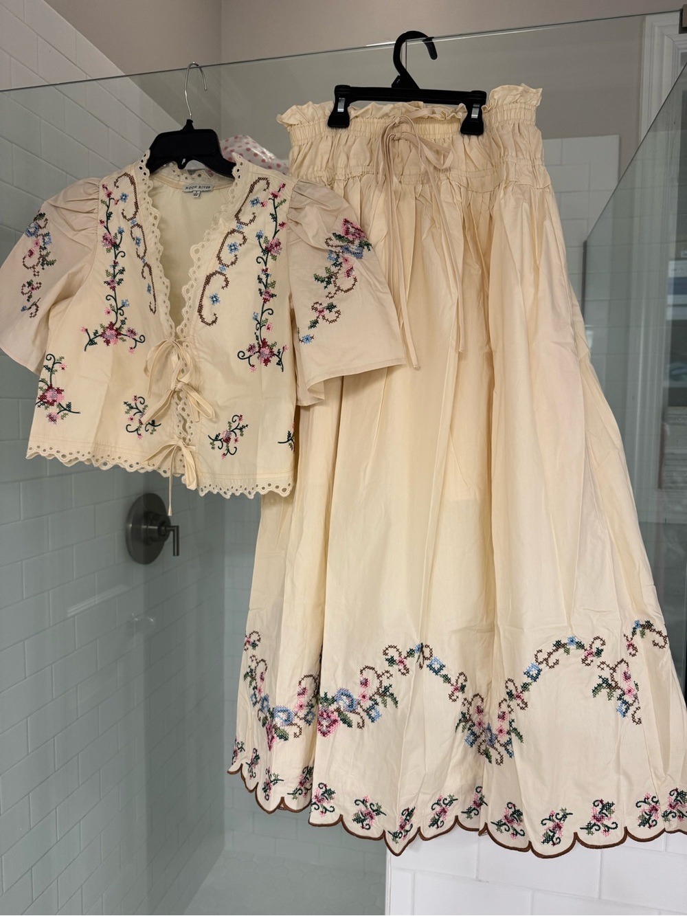 Moon River Ivory Eyelet Cross Stitch Midi Skirt & Top Two piece set womens small - Picture 2 of 7